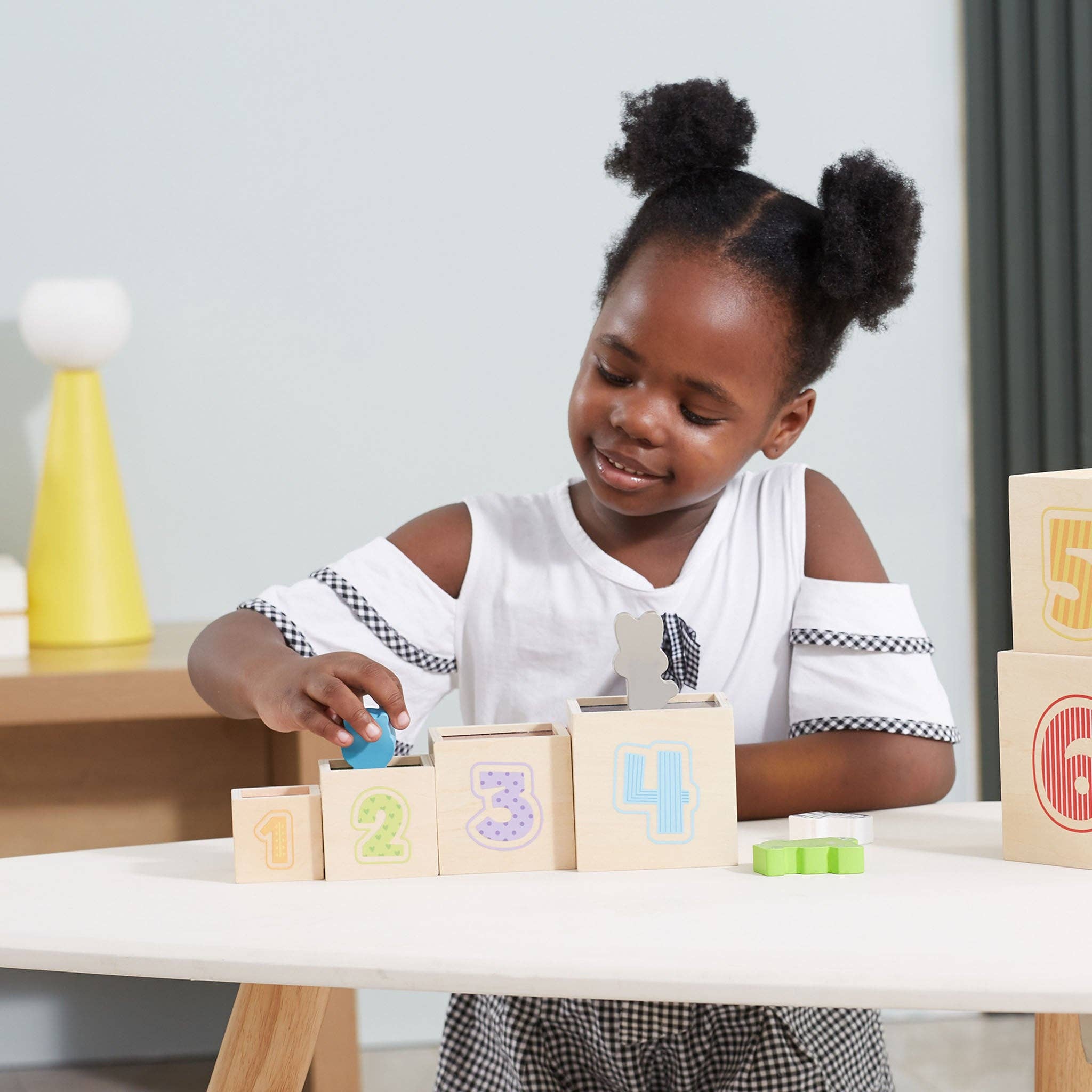 Blocs à emboîter et à empiler : explorez, apprenez et jouez