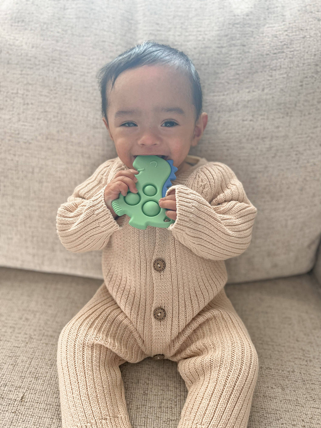 Dino Jouet à bouton-pression + Dentition Itzy Pop™